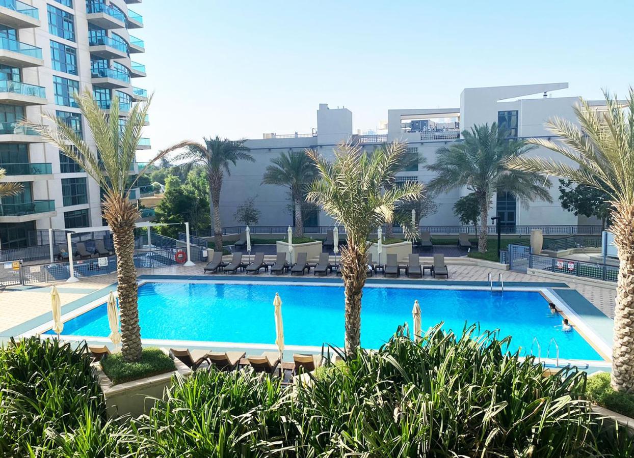 Rh - Beautiful Canal View, Sleek & Spacious Studio, Central Location Apartment Dubai Exterior photo